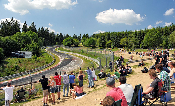 Nürburgring Touristenfahrten Öffnungszeiten